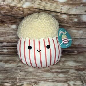 Arnel the Popcorn bucket Squishmallow NWT 8”